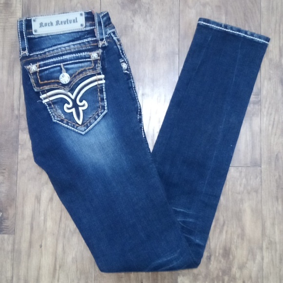 Rock Revival NWOT Women's 26 Skinny Flo Embellished Faux Leather Distressed - Picture 4 of 12